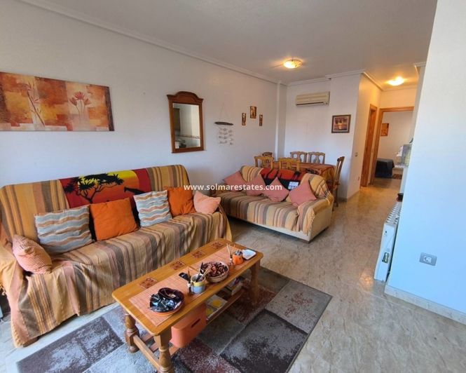 Image No.4-Appartement de 2 chambres à vendre