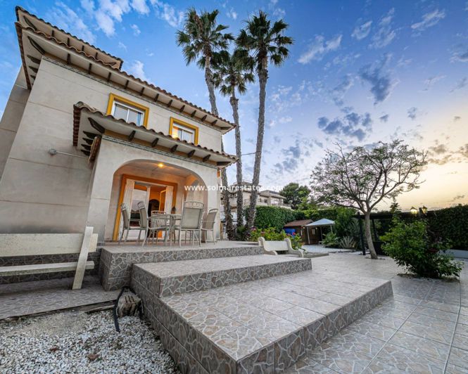 Image No.2-Villa con 3 dormitorios en venta
