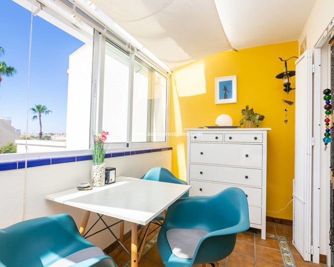 Image No.23-2 Bed Apartment for sale