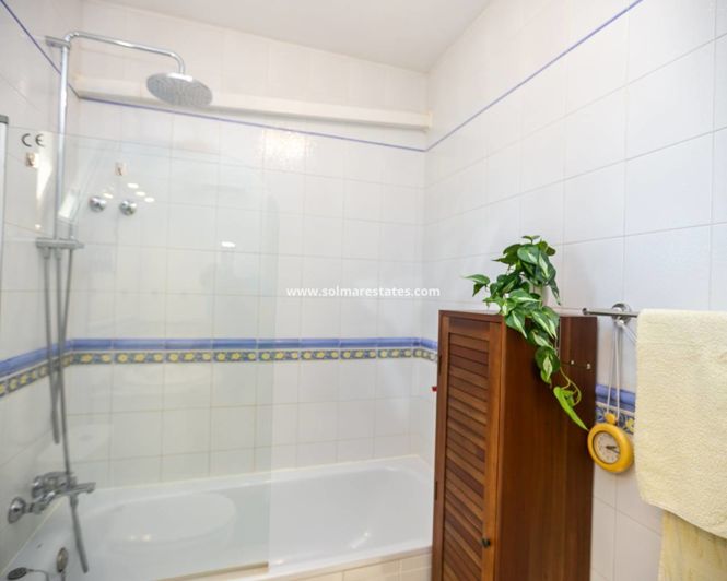Image No.42-2 Bed Apartment for sale