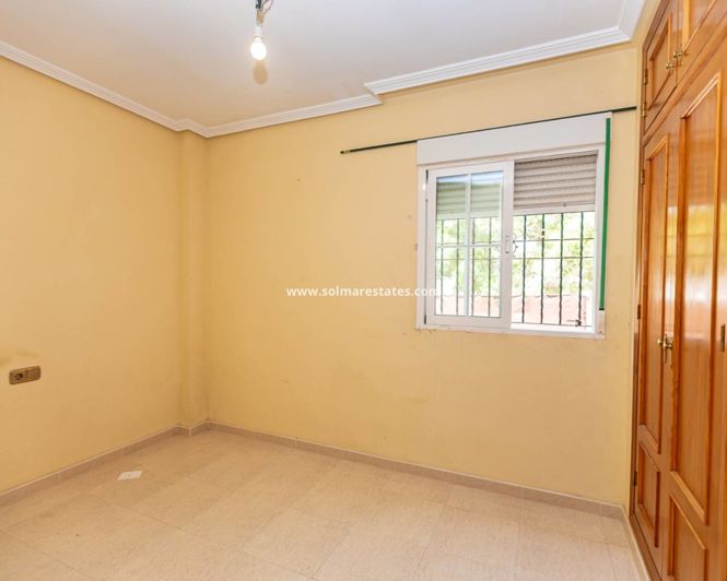 Image No.17-2 Bed Apartment for sale