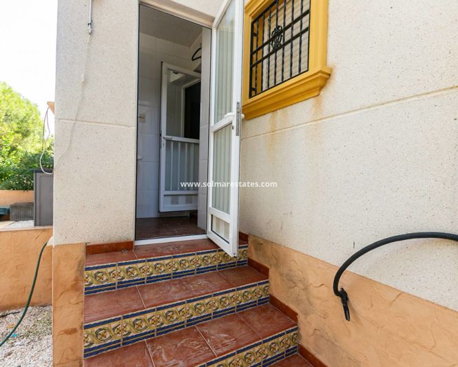 Image No.35-2 Bed Apartment for sale