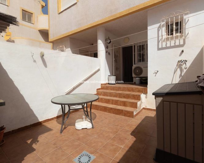 Image No.15-3 Bed Townhouse for sale