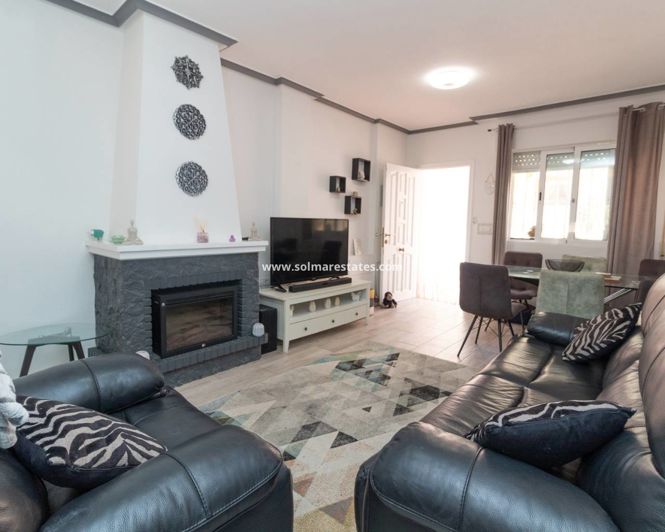Image No.6-3 Bed Townhouse for sale