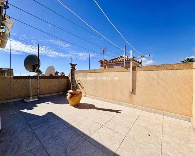 Image No.20-3 Bed Quad for sale