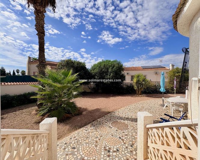 Image No.18-3 Bed Villa for sale