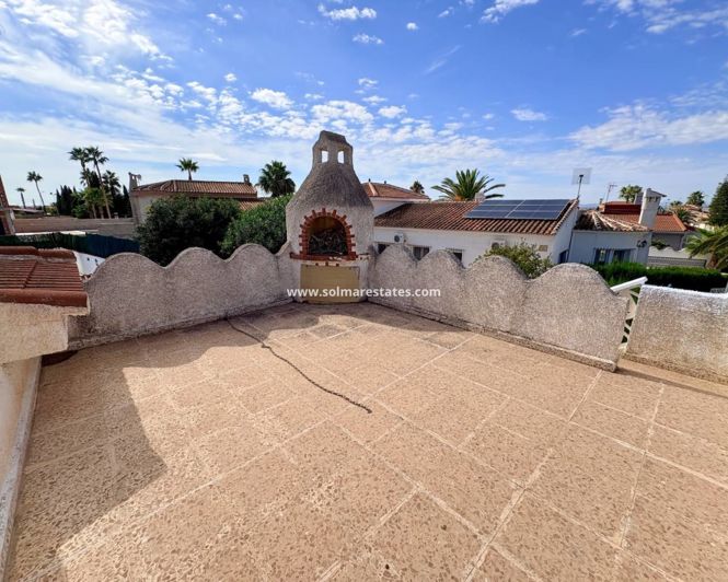 Image No.19-3 Bed Villa for sale