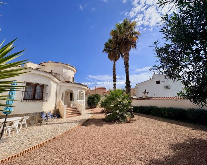 Image No.30-3 Bed Villa for sale