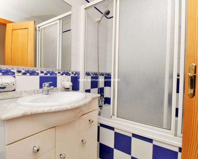 Image No.17-3 Bed Apartment for sale