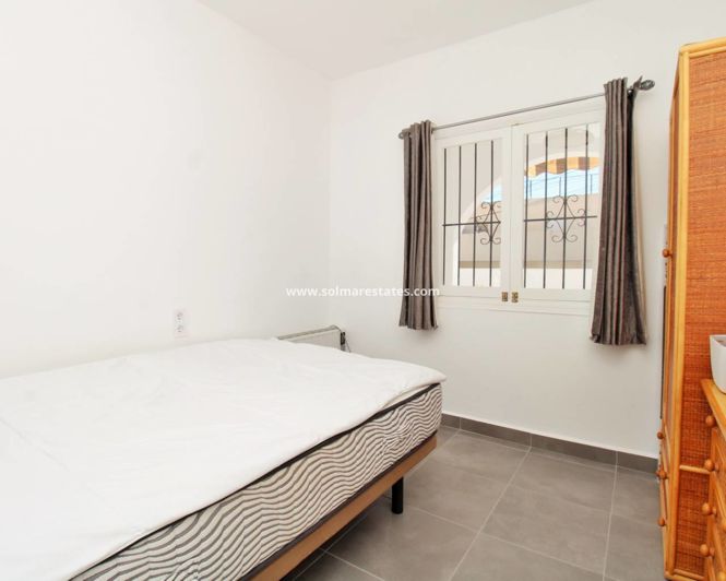 Image No.16-Bungaló con 2 dormitorios en venta