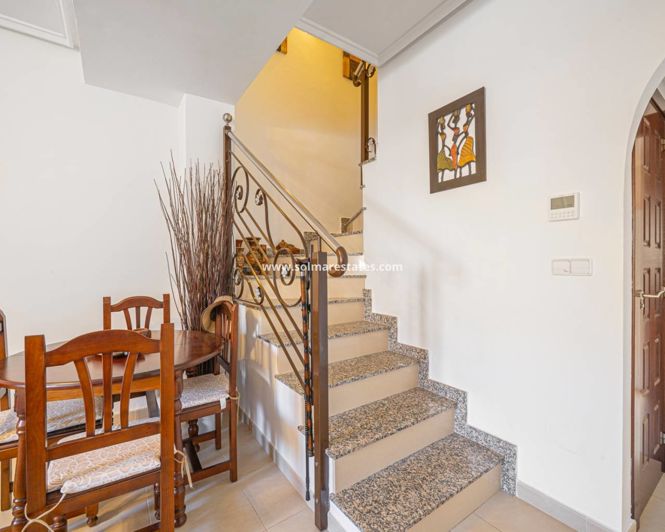 Image No.20-2 Bed Townhouse for sale