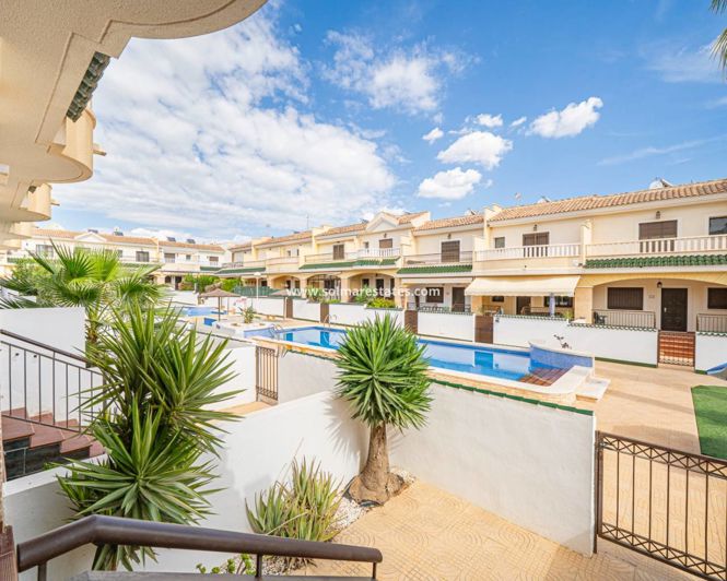 Image No.5-2 Bed Townhouse for sale