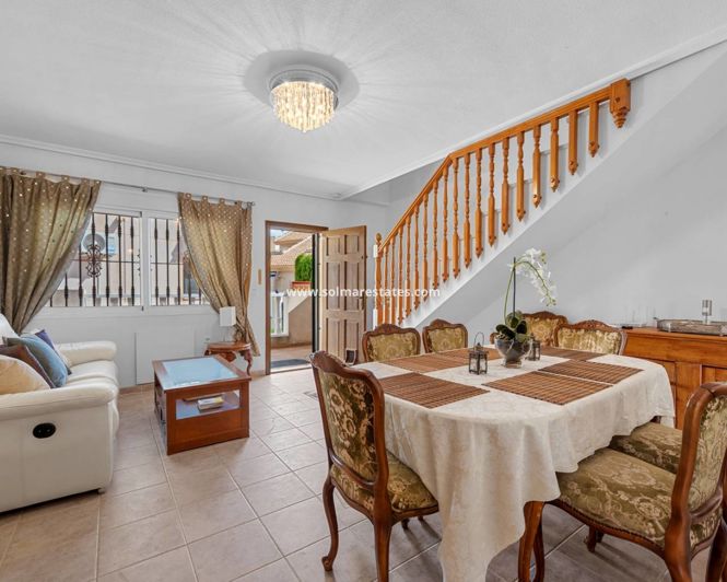 Image No.14-2 Bed House for sale