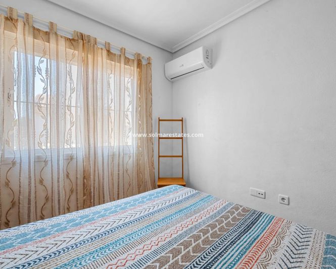 Image No.23-2 Bed House for sale