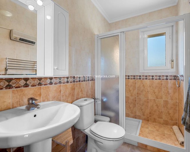 Image No.31-2 Bed House for sale