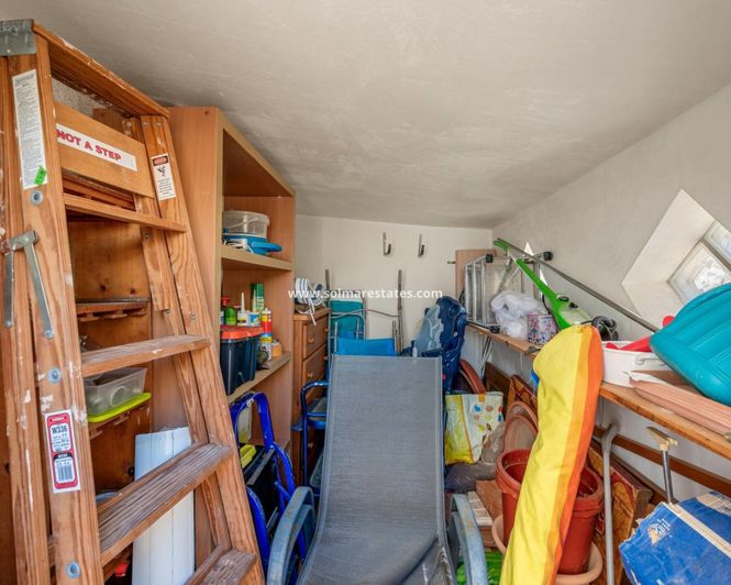 Image No.33-2 Bed House for sale