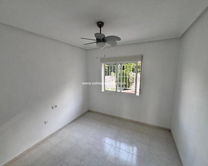 Image No.18-3 Bed Townhouse for sale