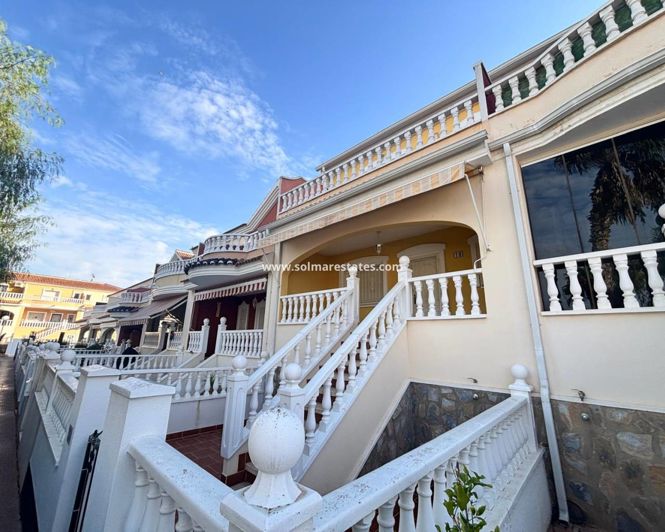 Image No.24-3 Bed Townhouse for sale
