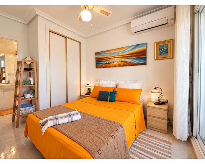 Image No.22-3 Bed Townhouse for sale
