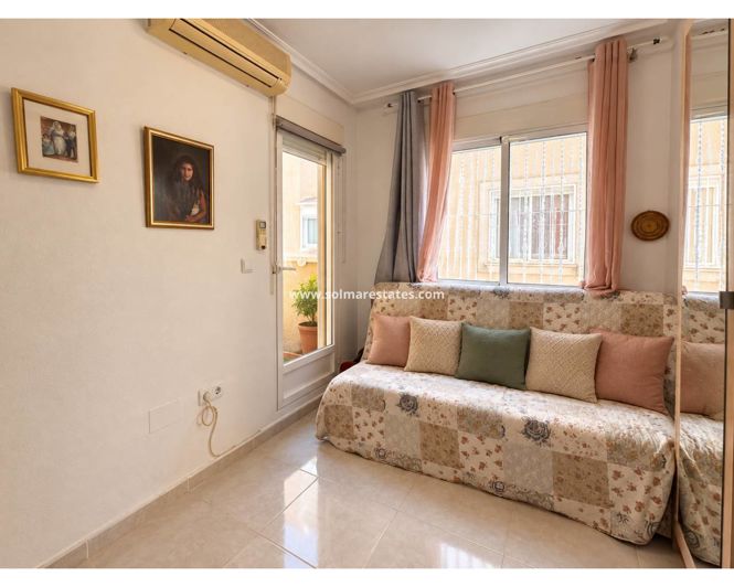 Image No.27-3 Bed Townhouse for sale