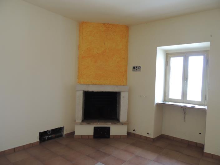 Image No.12-2 Bed Country House for sale