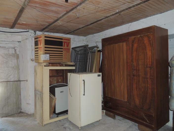 Image No.29-2 Bed Country House for sale