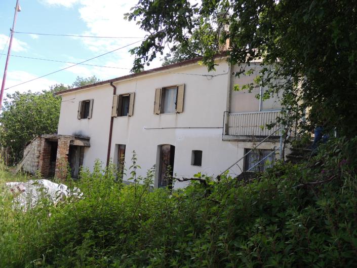 Image No.1-2 Bed Country House for sale