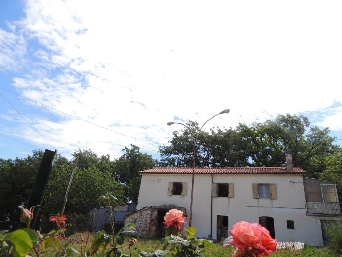 Image No.50-2 Bed Country House for sale