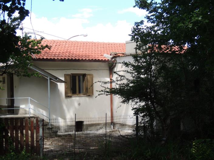 Image No.54-2 Bed Country House for sale