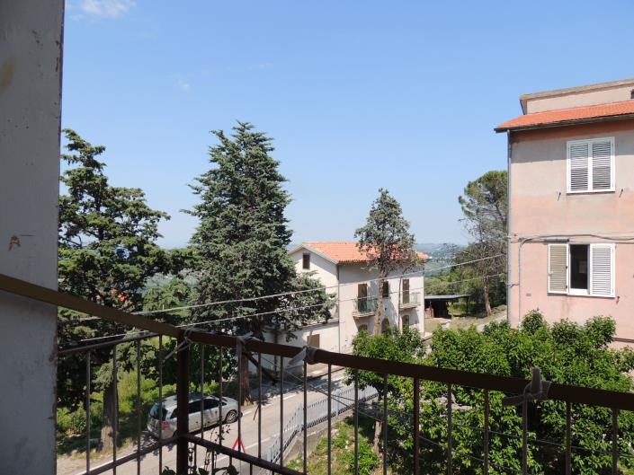 Image No.20-3 Bed Apartment for sale