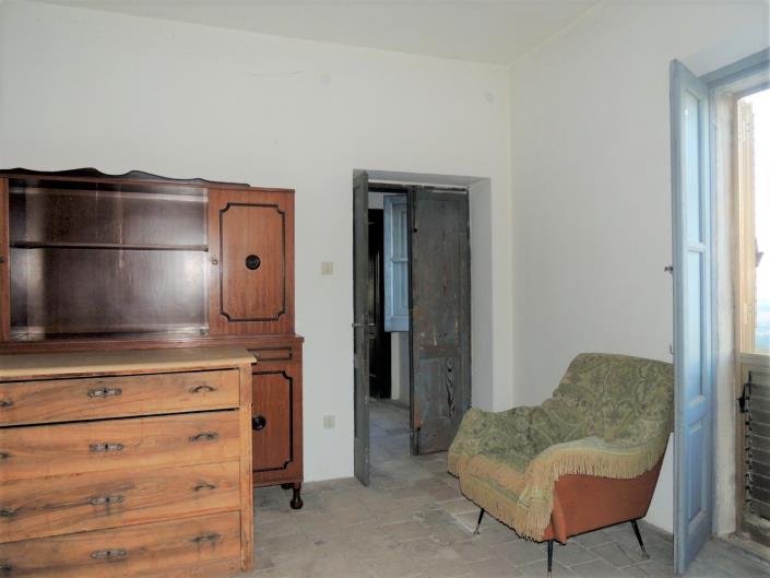 Image No.31-3 Bed Cottage for sale