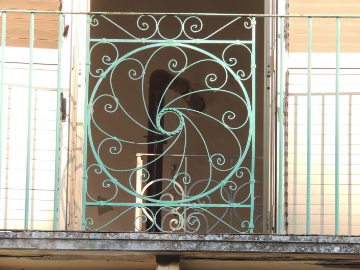 Image No.5-2 Bed Farmhouse for sale