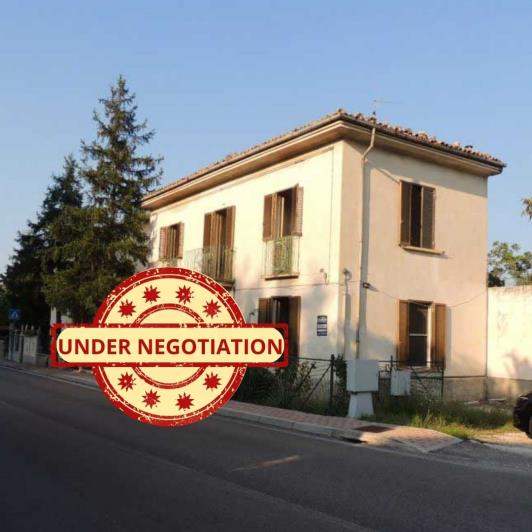 Image No.1-2 Bed Farmhouse for sale