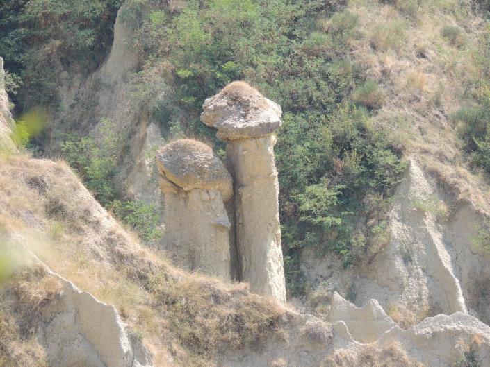 Image No.9-6 Bed Farmhouse for sale