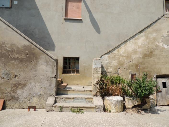 Image No.15-6 Bed Farmhouse for sale