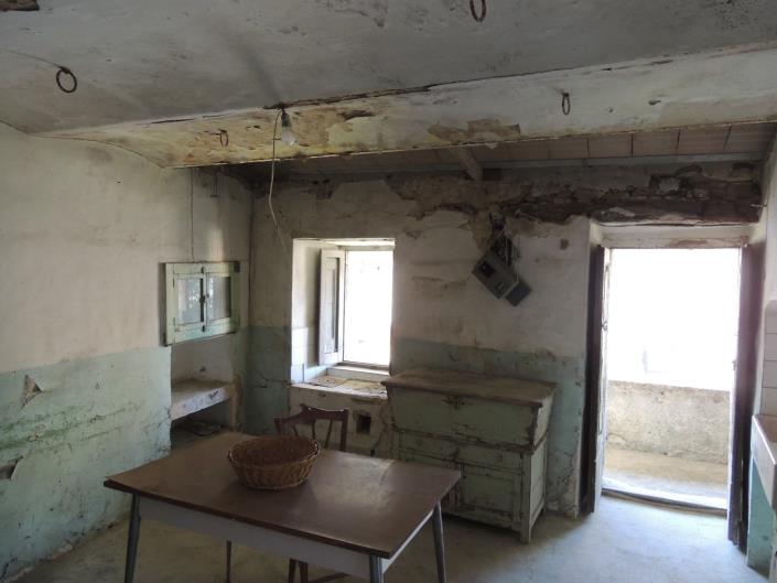 Image No.4-2 Bed Cottage for sale