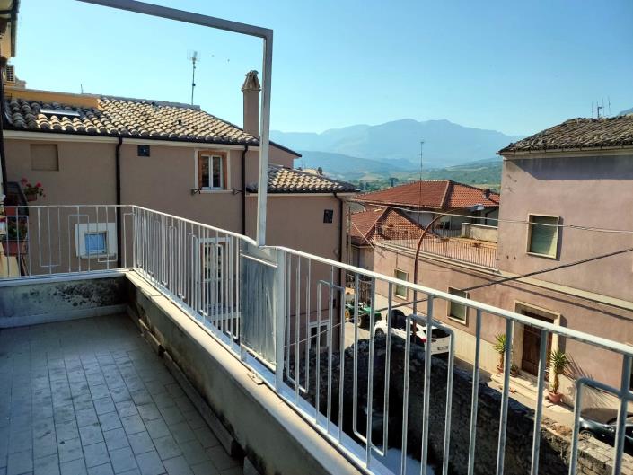 Image No.16-2 Bed Apartment for sale