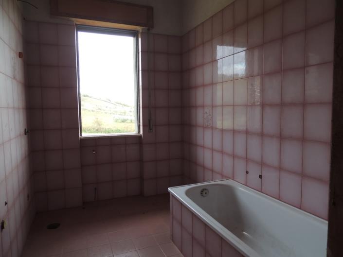 Image No.21-Villa de 3 chambres à vendre à Teramo City