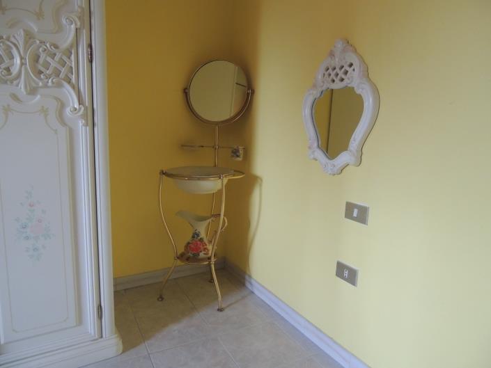 Image No.16-4 Bed Villa / Detached for sale