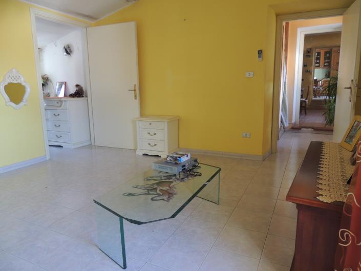 Image No.15-4 Bed Villa / Detached for sale