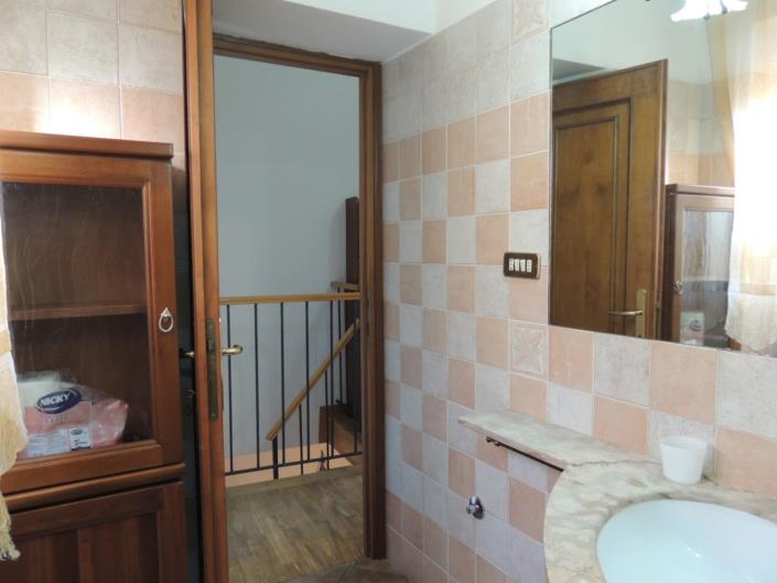 Image No.19-2 Bed Apartment for sale