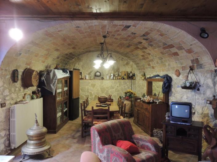 Image No.22-2 Bed Apartment for sale