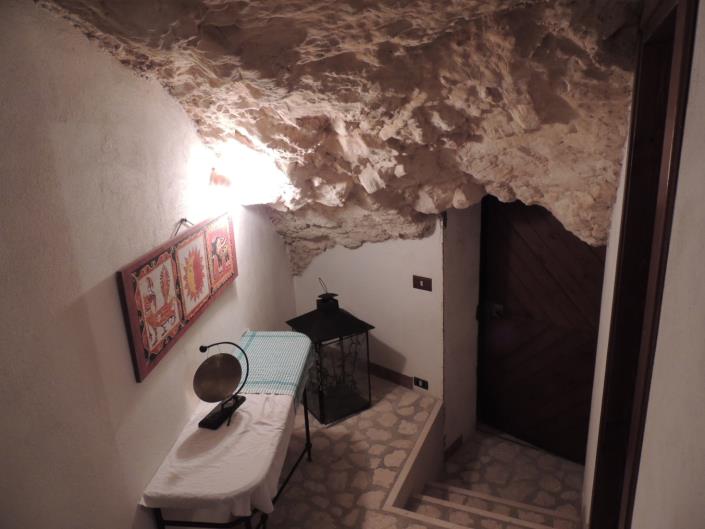 Image No.24-2 Bed Apartment for sale