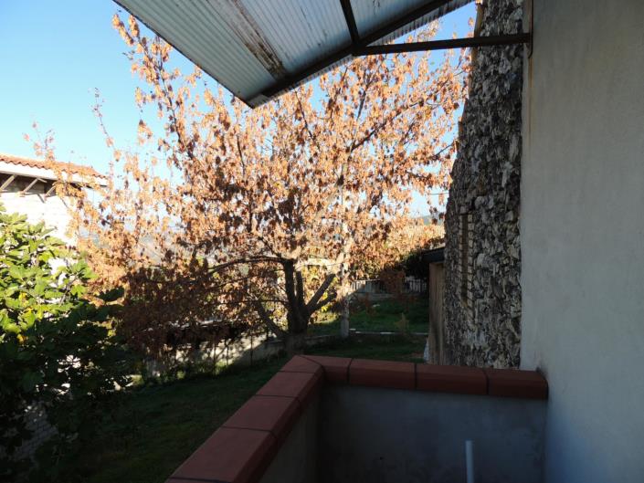 Image No.18-2 Bed Property for sale