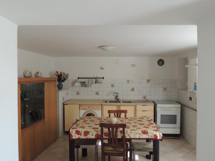 Image No.11-2 Bed Property for sale