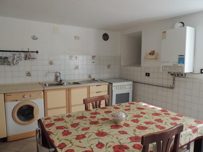 Image No.12-2 Bed Property for sale