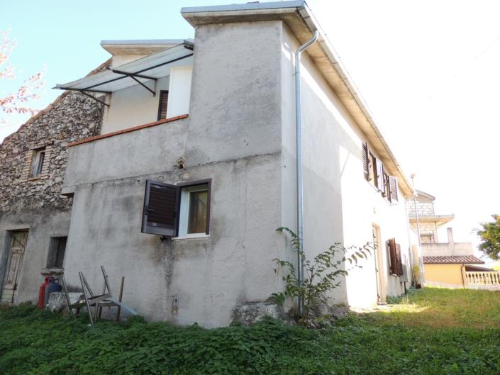 Image No.5-2 Bed Property for sale