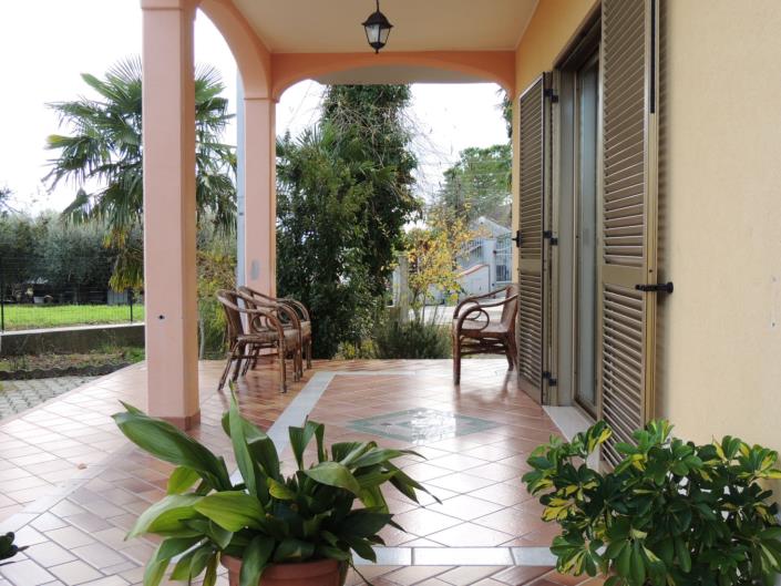 Image No.3-5 Bed Property for sale