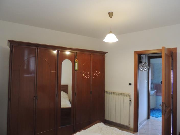 Image No.10-4 Bed Villa / Detached for sale