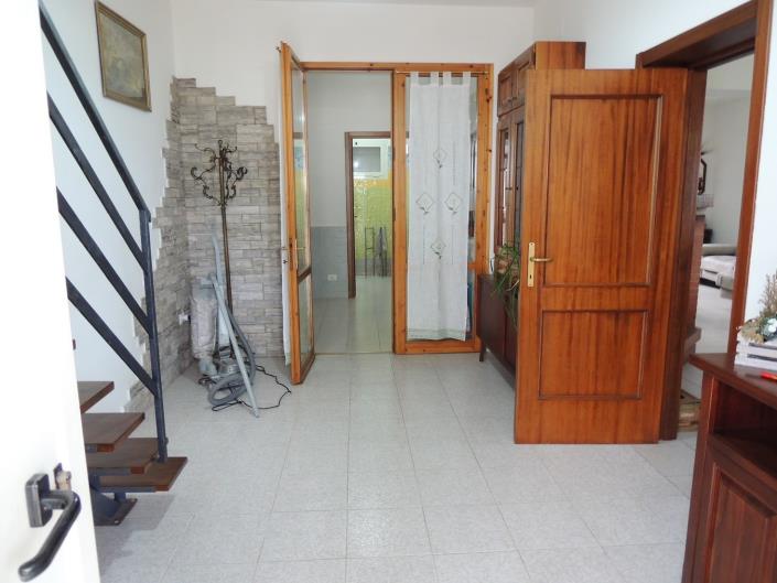 Image No.7-2 Bed Country House for sale